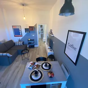 A Casa - Just Like At , Milano Italia